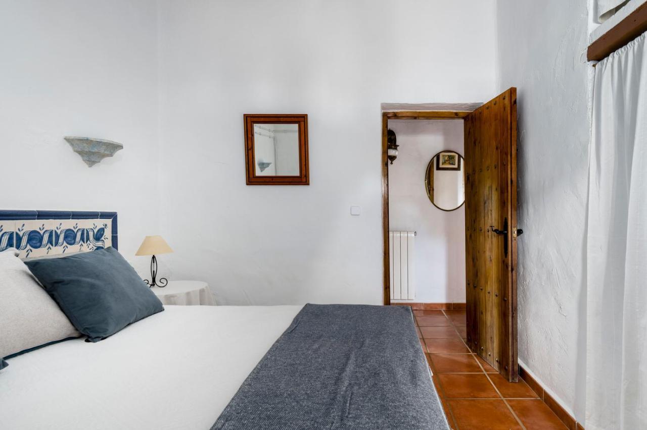 Refugio Andaluz Con Piscina Entre Olivos Villanueva de Tapia Екстериор снимка